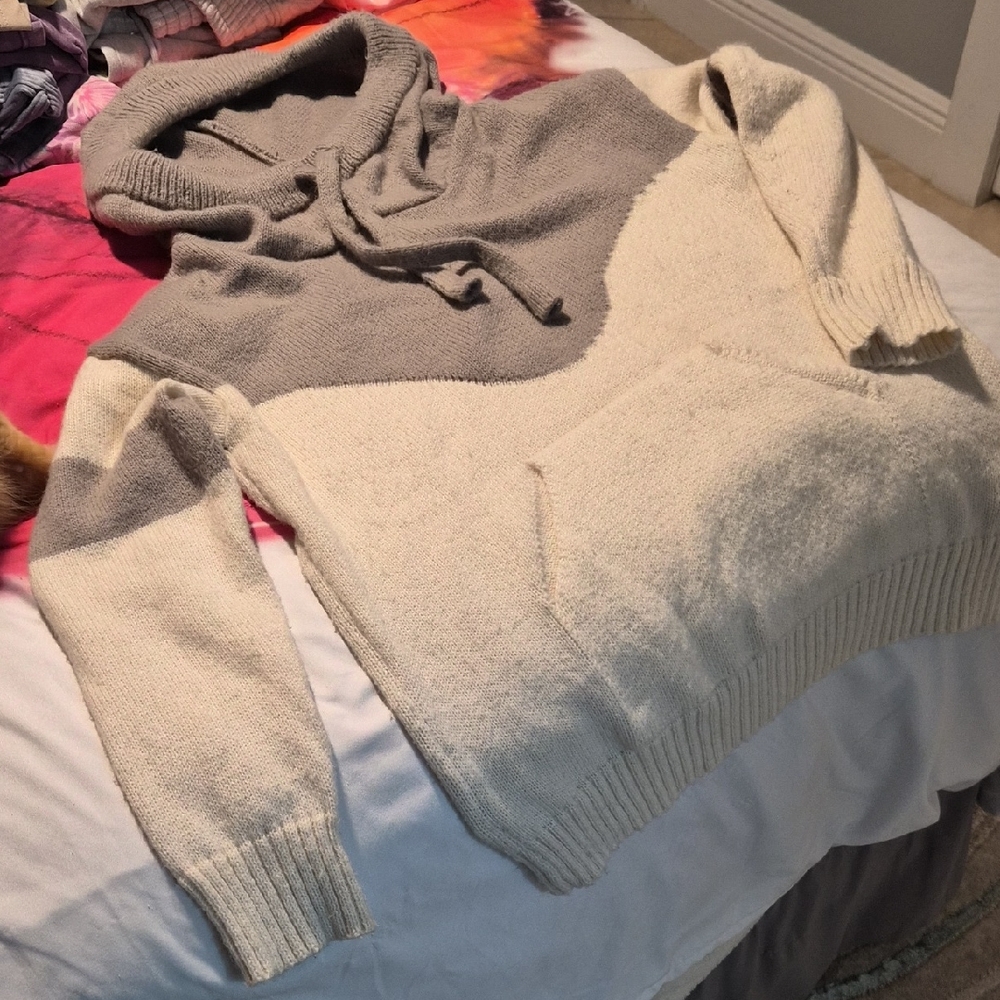 Source Unknown Two-Tone Cowl Hoodie Sweater in Cream and Taupe